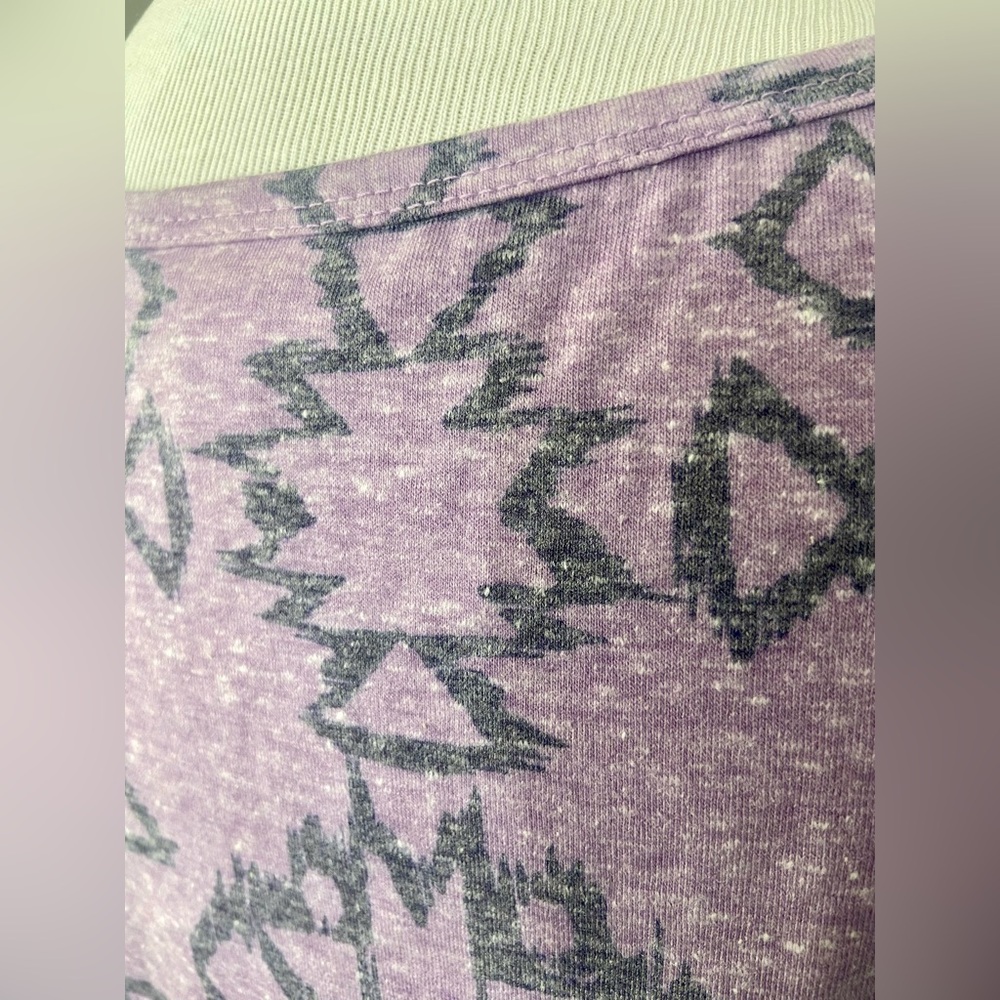 LuLaRoe Irma Tunic Style Top NWT Heather Purple Gray Aztec Southwestern Style - Picture 6 of 7
